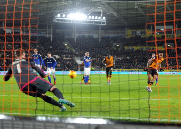David Marshall goes the right way, but cannot stop Abel Hernandez putting Hull ahead from the penalty spot after an obvious foul by Lee Peltier.*